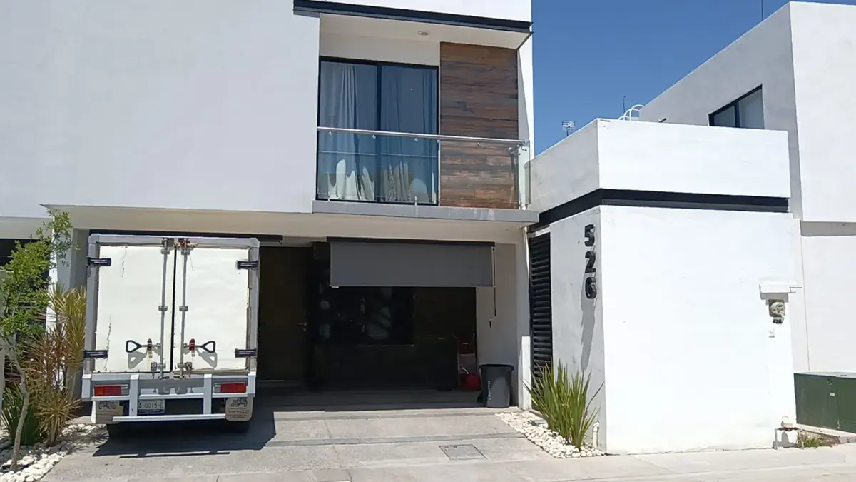 Casa en renta en Godai, Irapuato — foto 1 de 25