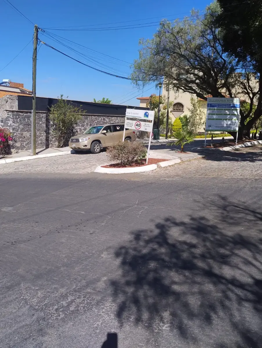 Terreno en venta en Vista Real y Country Club, Corregidora — foto 1 de 4