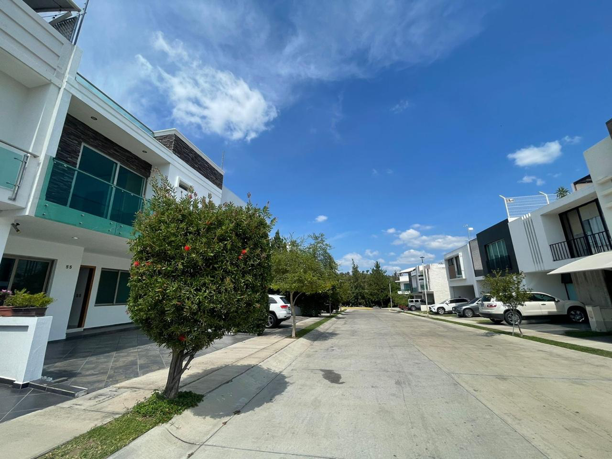 Casa en venta en La Cima, Zapopan — foto 1 de 33