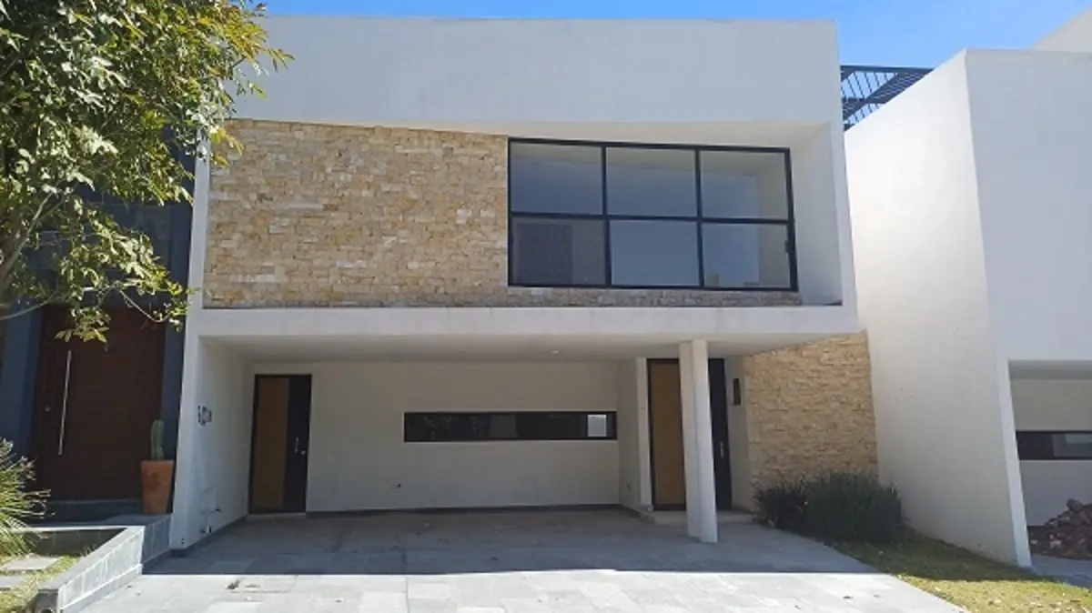 Casa en venta en Lomas de Angelópolis II, San Andrés Cholula — foto 1 de 26