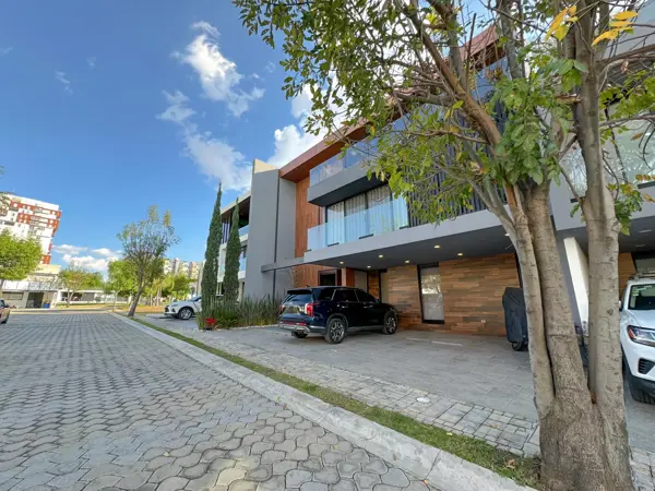 Casa en venta en Lomas de Angelópolis, San Andrés Cholula — foto 2 de 23