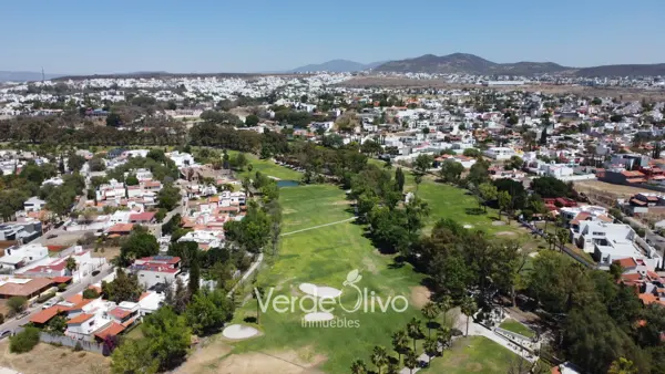 Terreno en Venta Colindante con el Campo de Golf