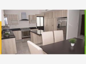 Casa en venta en Lomas de las Etnias, Torreón — foto 3 de 12