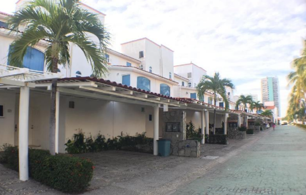 Casa en venta en Granjas del Marqués, Acapulco de Juárez — foto 3 de 13