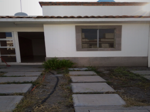 COMPRALE DIRECTO AL BANCO LA CASA DE ENTREGA INMEDIATA EN EL REHILETE, VILLAGRAN GTO