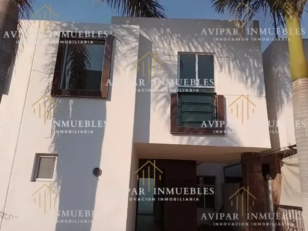 Casa en venta en La Unión del Cuatro, Tlajomulco de Zúñiga — foto 1 de 24