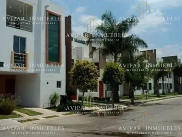 Casa en venta en La Unión del Cuatro, Tlajomulco de Zúñiga — foto 3 de 24