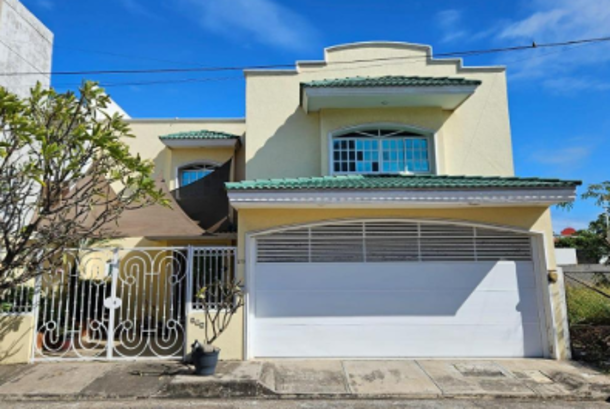 Casa en venta en Costa de Oro, Boca del Río — foto 1 de 32