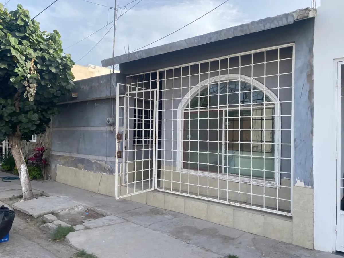 Casa en venta en La Fuente, Torreón — foto 1 de 14