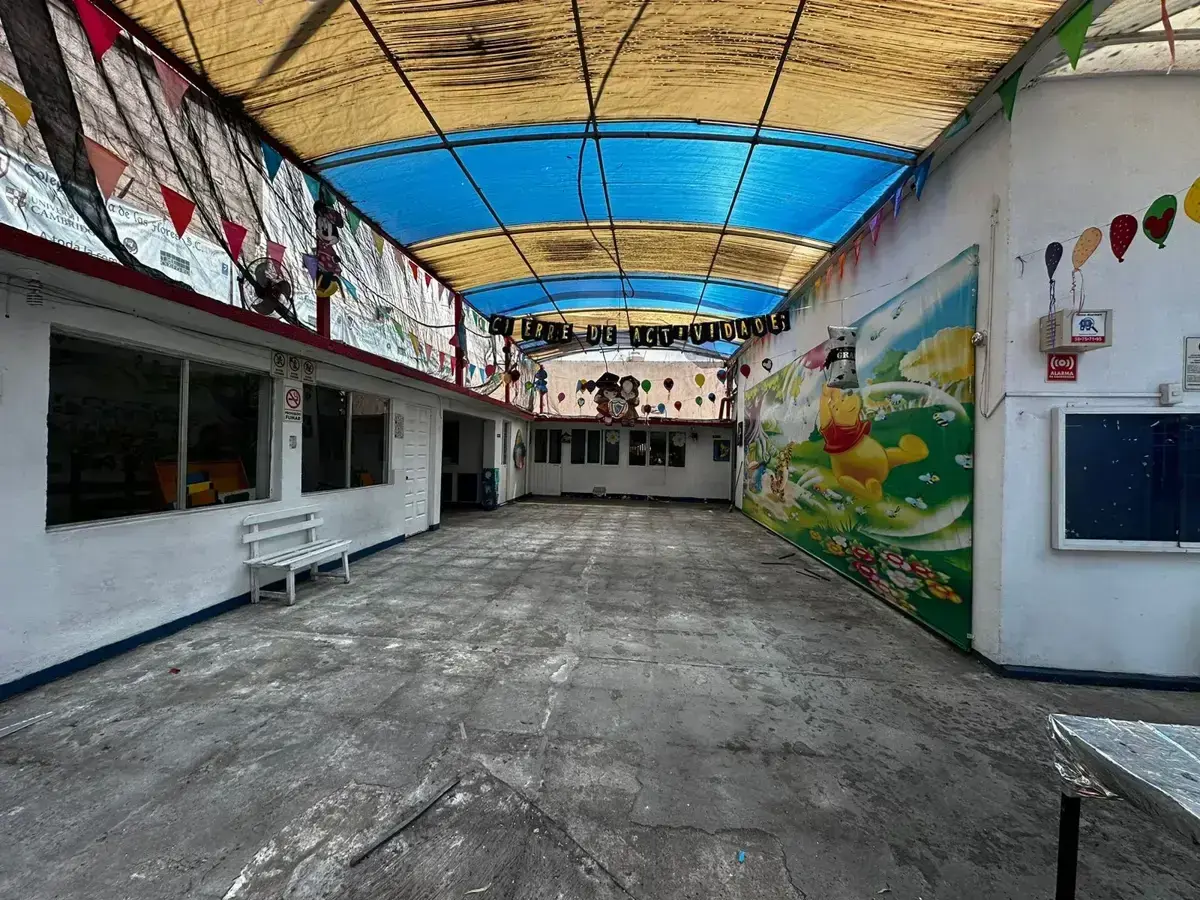 Edificio en renta en Villa de las Flores 1a Sección (Unidad Coacalco), Coacalco de Berriozábal — foto 1 de 9