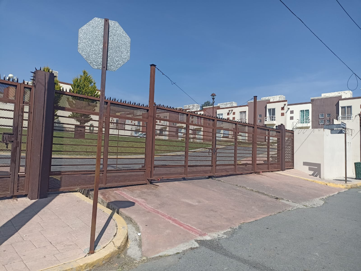 Casa en venta en CITARA, Huehuetoca — foto 1 de 19
