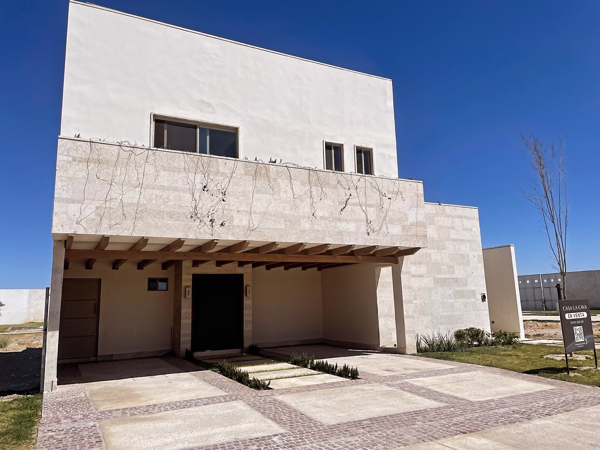 Casa en venta en La Cava, Gómez Palacio — foto 2 de 32