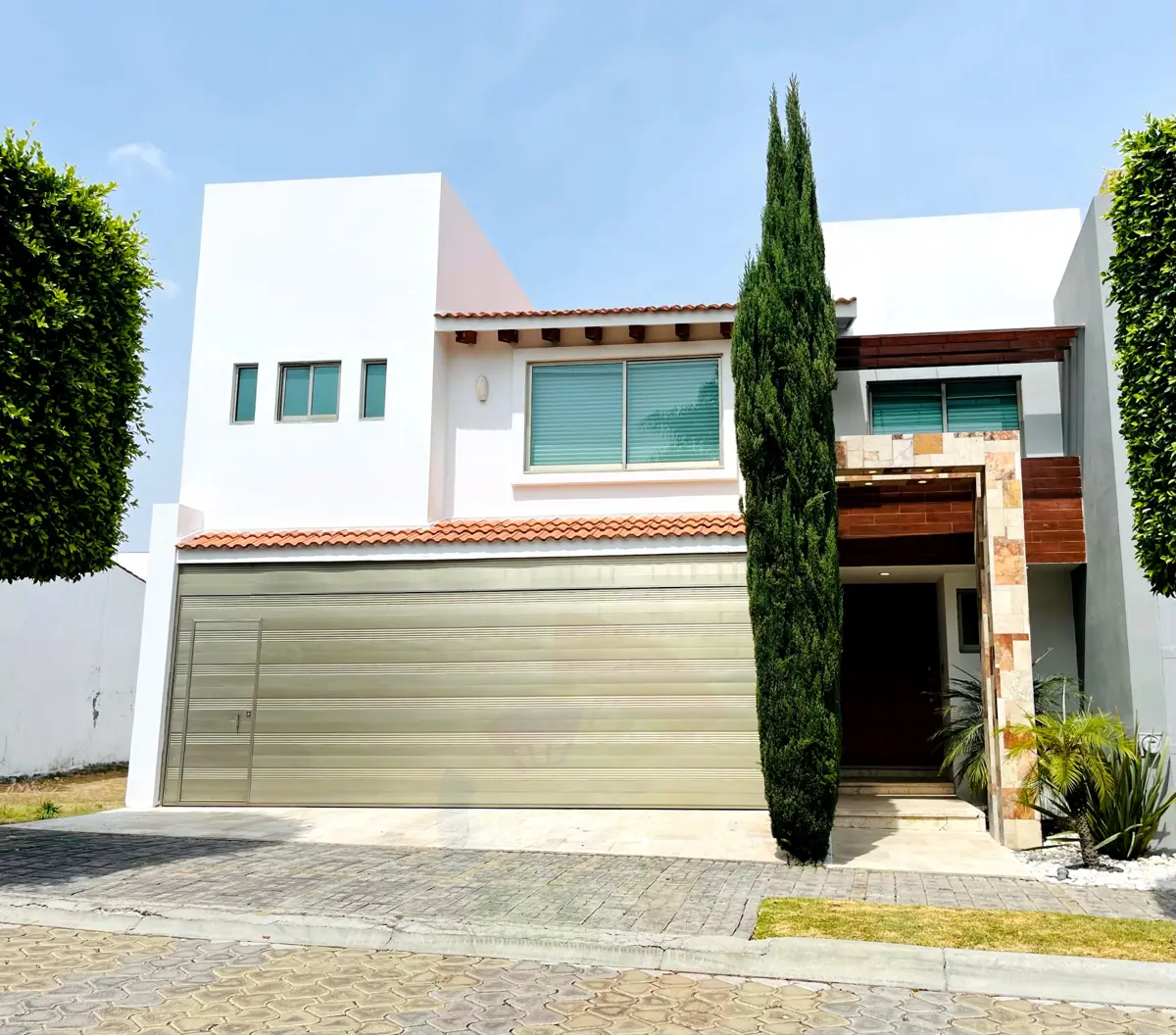 Casa en venta en Lomas de Angelópolis, San Andrés Cholula — foto 1 de 15