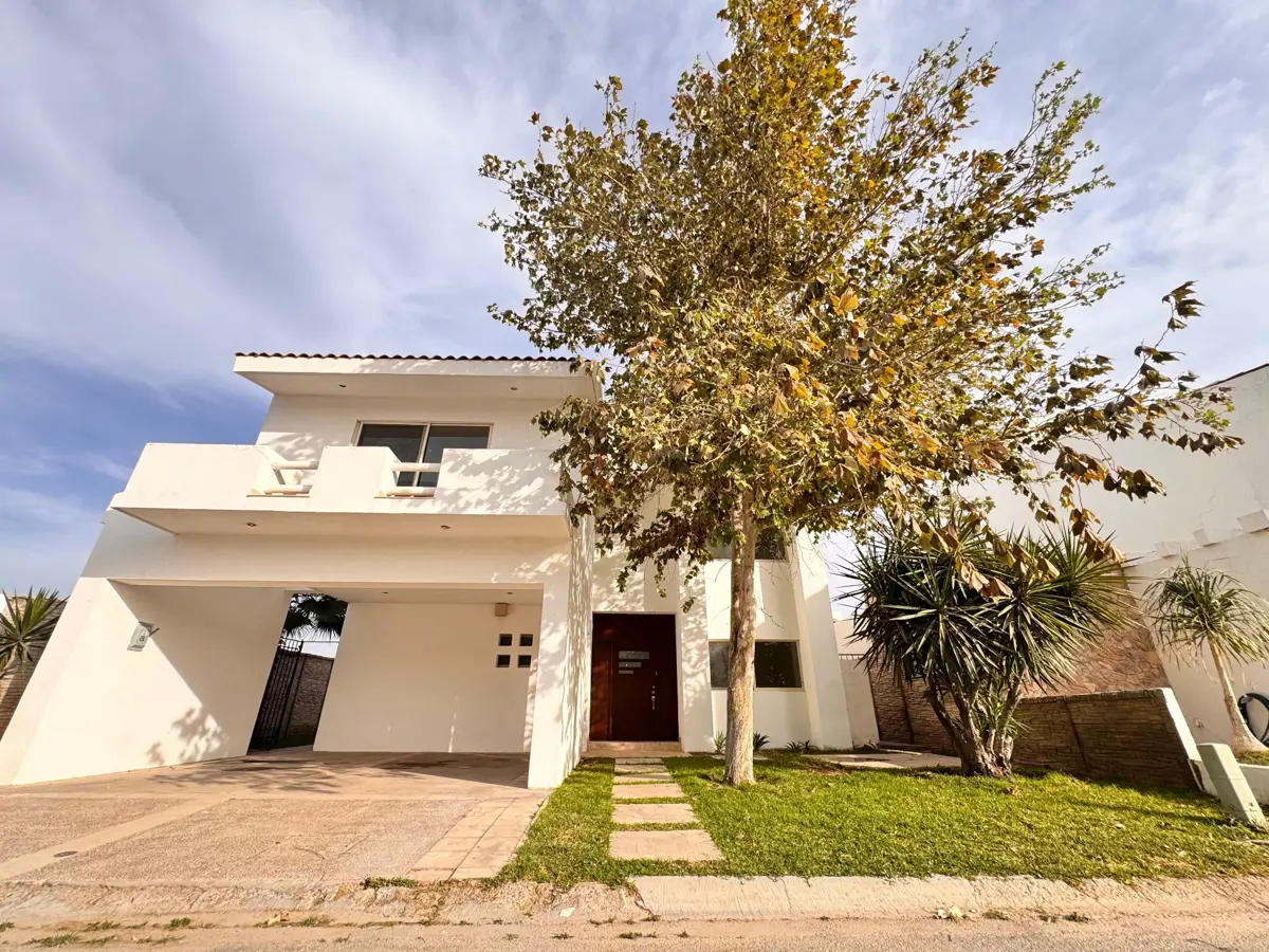 Casa en venta en Club de Golf los Azulejos, Torreón — foto 1 de 26