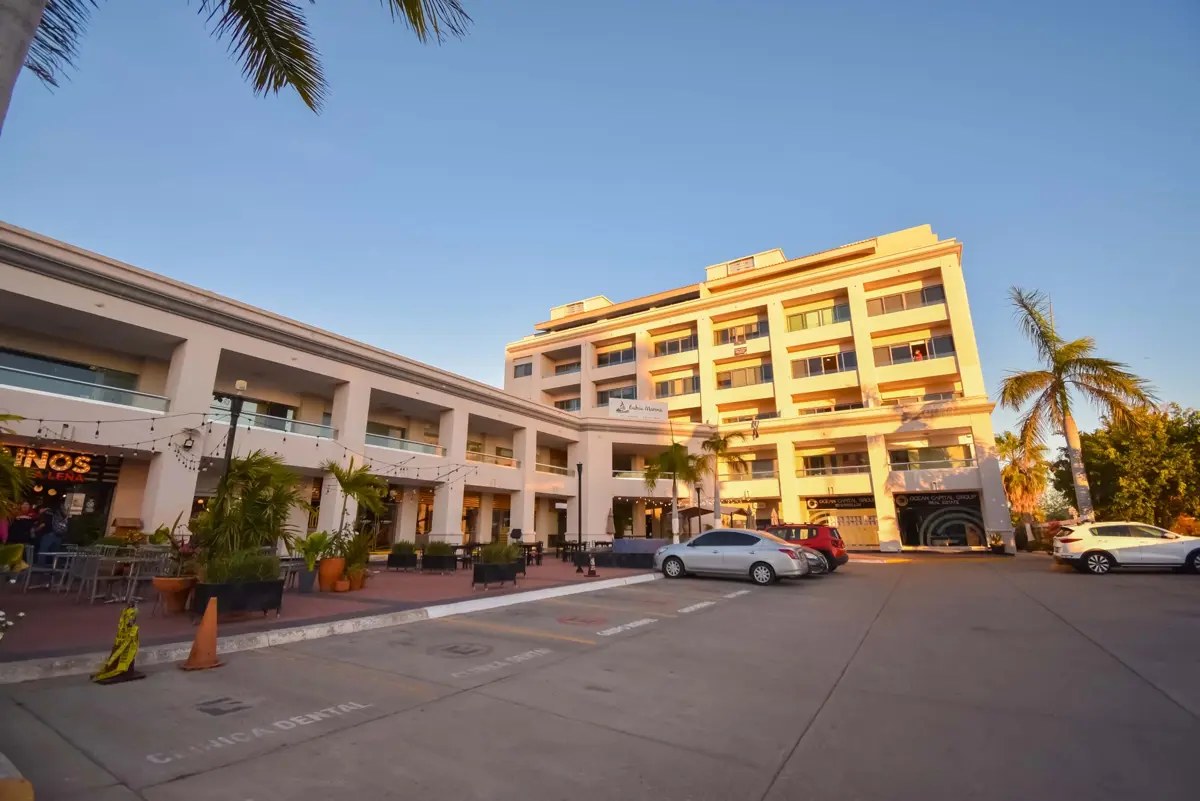 Departamento en venta en Marina Mazatlan, Mazatlán — foto 1 de 44