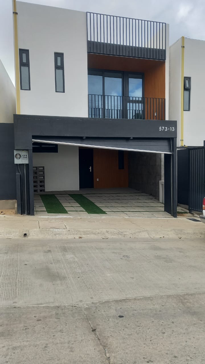 Casa en venta en Soler, Tijuana — foto 1 de 10