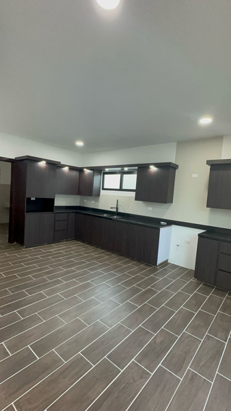 Casa en venta en Rincón de los Encinos, Saltillo — foto 3 de 14
