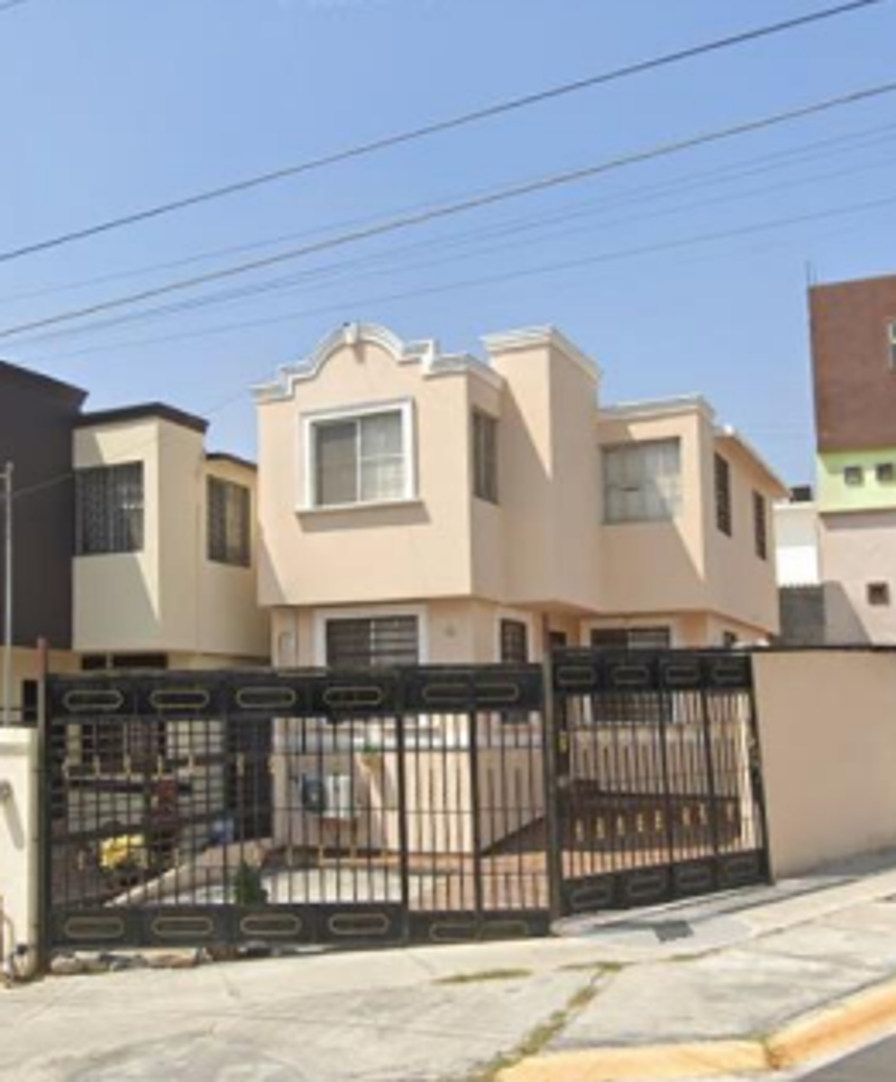 Casa en venta en Lomas de Cumbres, Monterrey — foto 1 de 11