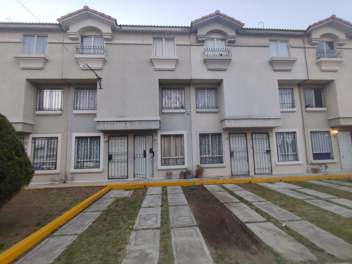 Casa en venta en Valle San Pedro Urbi Villa del Campo, Tecámac — foto 1 de 21