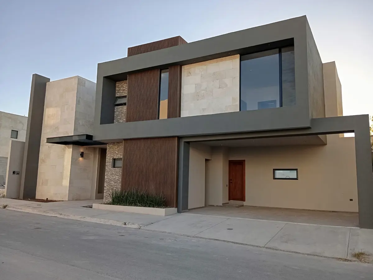 Casa en venta en Villas la Joya, Saltillo — foto 1 de 28