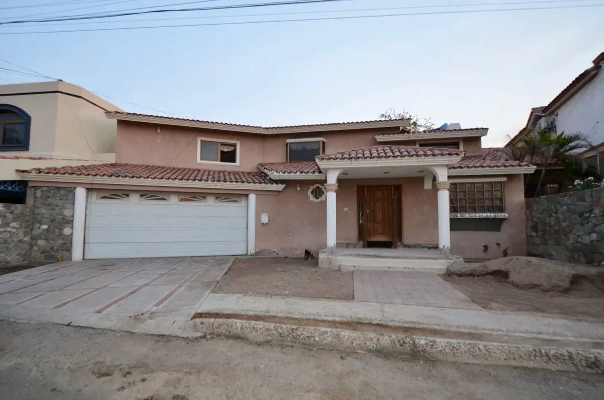 Casa en venta en Los Sabinos, Hermosillo — foto 1 de 7