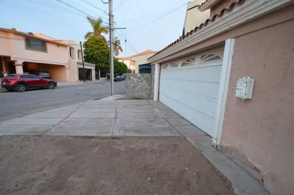Casa en venta en Los Sabinos, Hermosillo — foto 2 de 7
