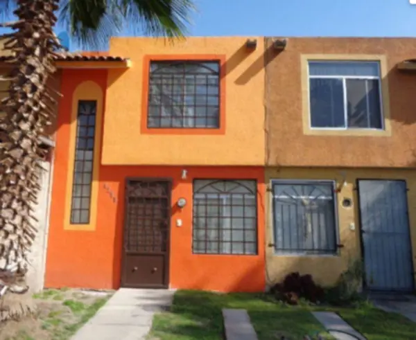 Casa en venta en Los Fresnos, Tlajomulco de Zúñiga — foto 3 de 4