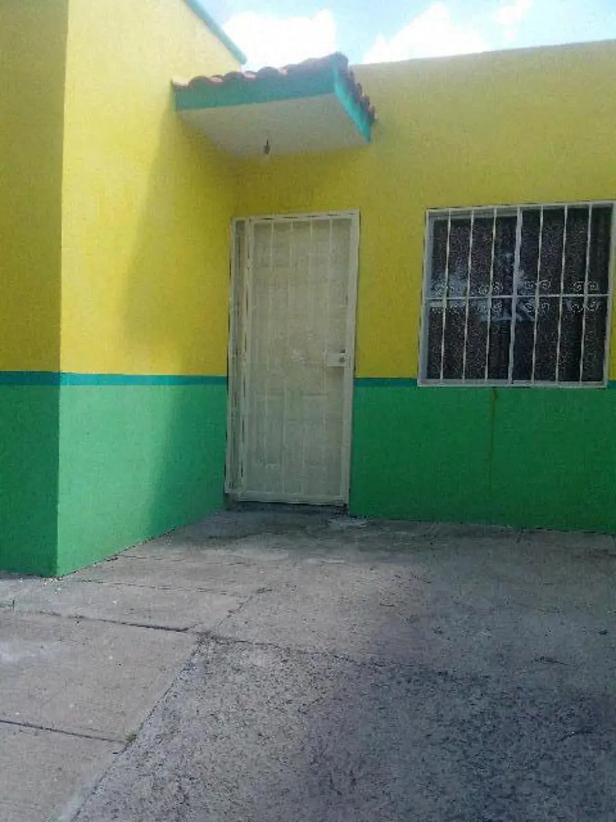 Casa en venta en Hacienda Santa Fe, Tlajomulco de Zúñiga — foto 1 de 10