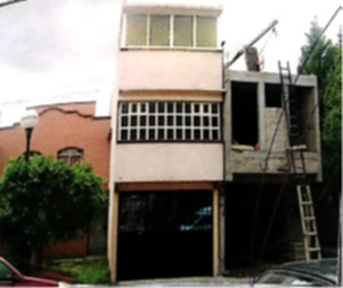 Casa en venta en San Buenaventura, Ixtapaluca — foto 1 de 18
