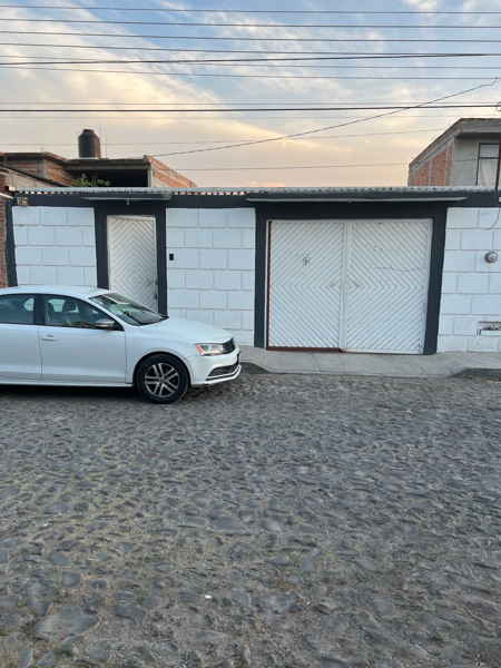 Casa de un nivel en venta en Villas de Guadalupe, Querétaro