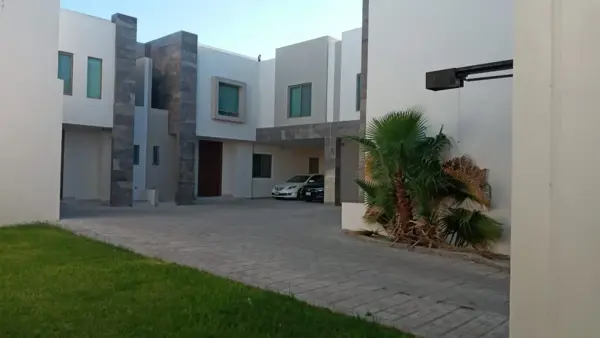 Casa en venta en Estrella, Torreón — foto 3 de 5