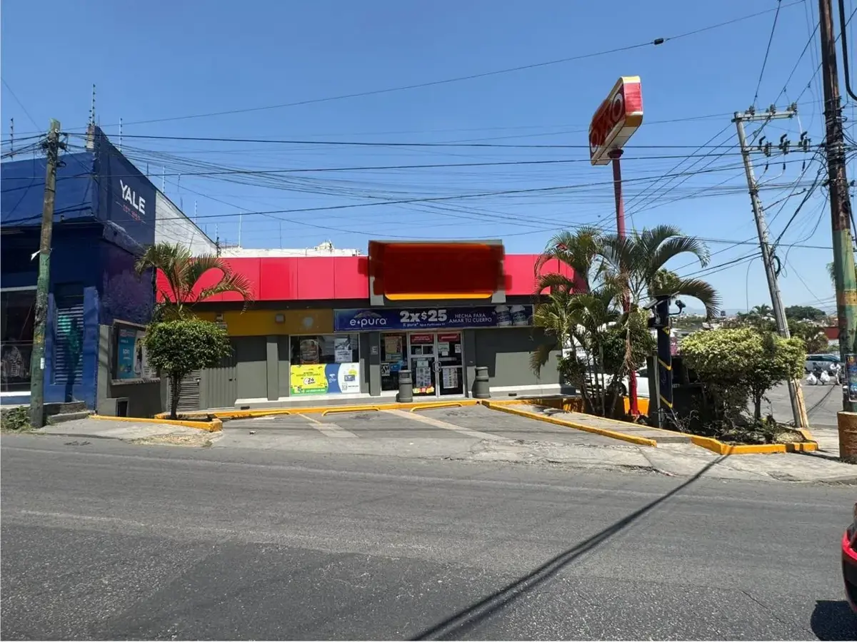 Local en renta en Condominios Cuauhnahuac, Cuernavaca — foto 1 de 6