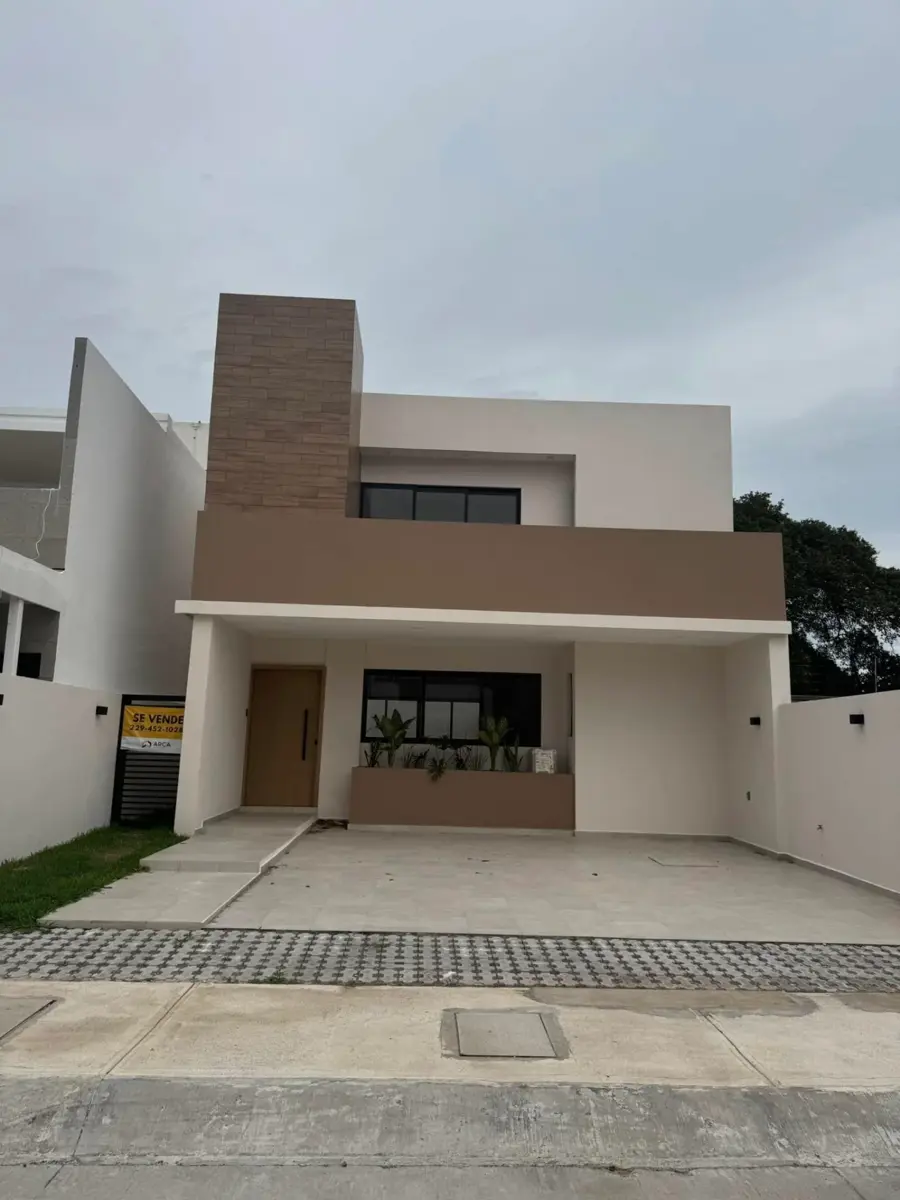 Casa en venta en Lomas del Dorado, Boca del Río — foto 1 de 8