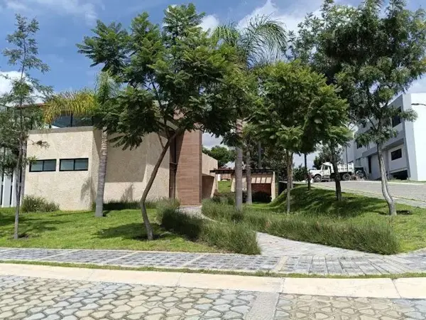 Terreno en venta en Lomas de Angelópolis II, San Andrés Cholula — foto 2 de 4