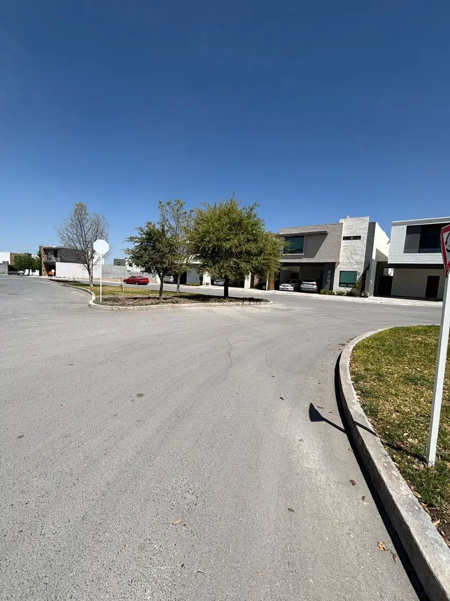 Casa en venta en Rincón de los Encinos, Saltillo — foto 1 de 20