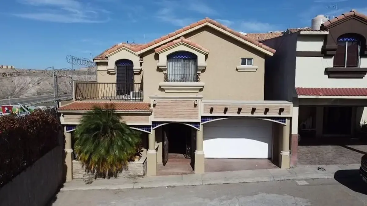 Casa en venta en Quinta Versalles, Tijuana — foto 1 de 28