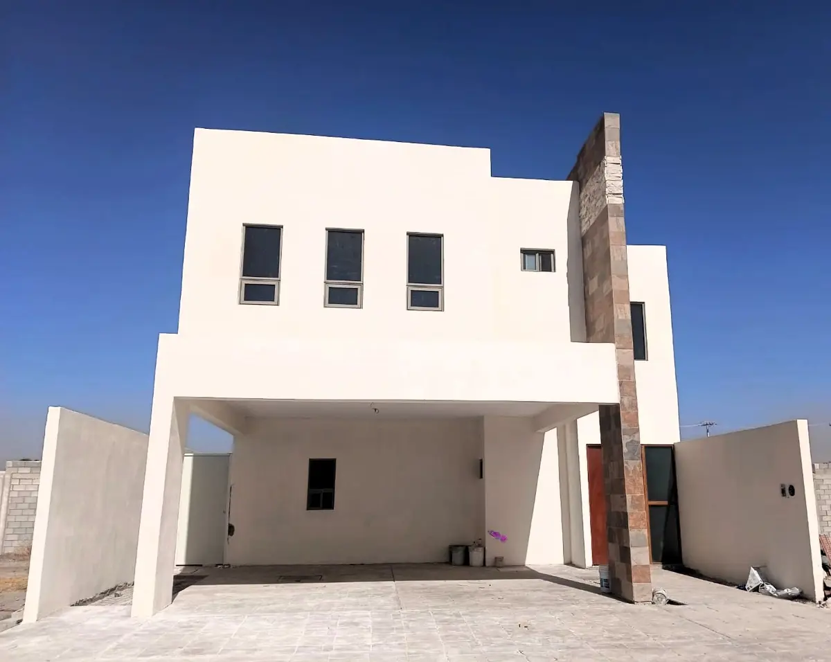 Casa en venta en Ciudad la Encantada, Gómez Palacio — foto 1 de 17