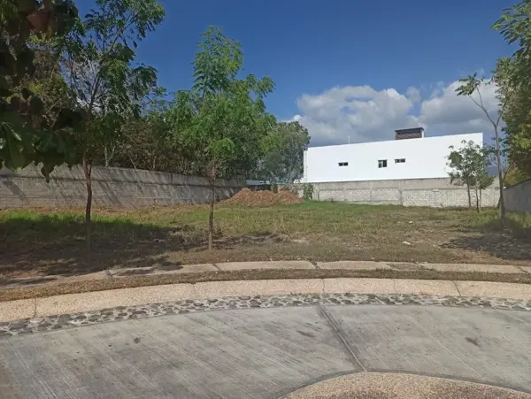 Terreno en venta en Club de Golf Campestre, Tuxtla Gutiérrez — foto 3 de 10