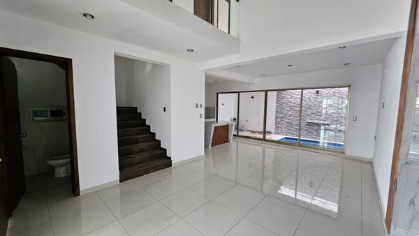 Casa en venta en Valle Dorado, Tuxtla Gutiérrez — foto 2 de 17