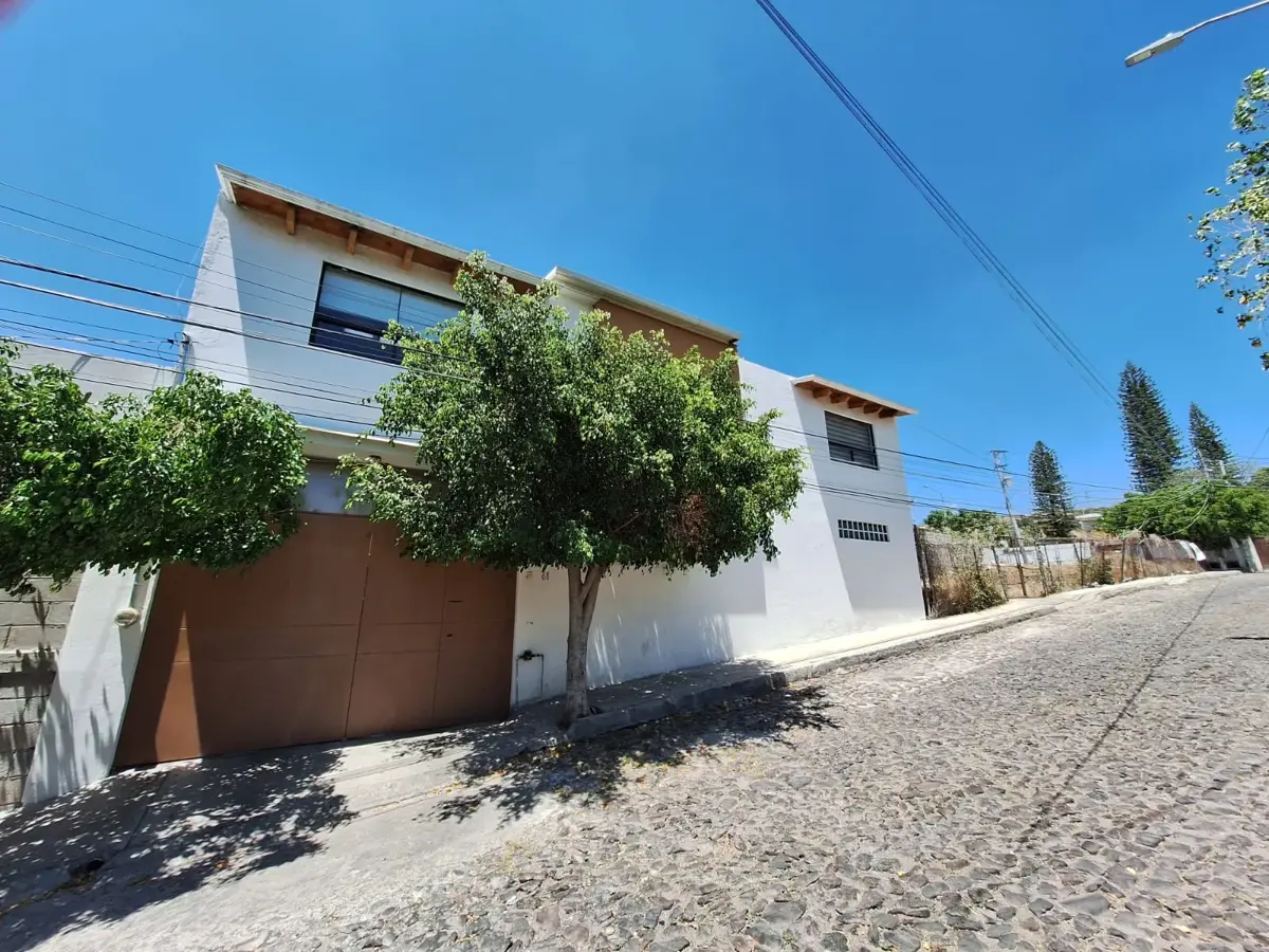 Casa en venta en Santa Bárbara 1a Sección, Corregidora — foto 1 de 22