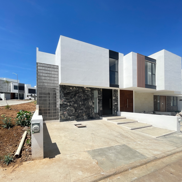 Casa en venta en Paseo del Parque, Morelia — foto 2 de 19