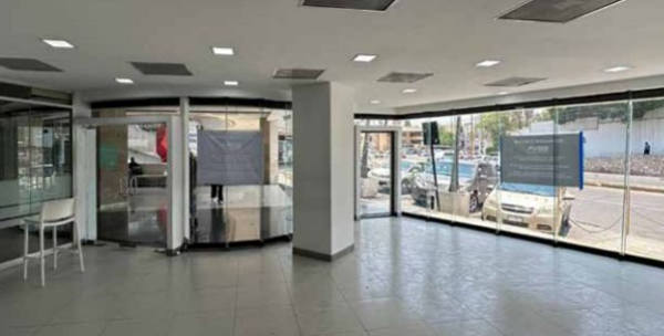COMPRALE DIRECTO AL BANCO EL LOCAL COMERCIAL EN PLAZA KRYSTAL, AGUASCALIENTES