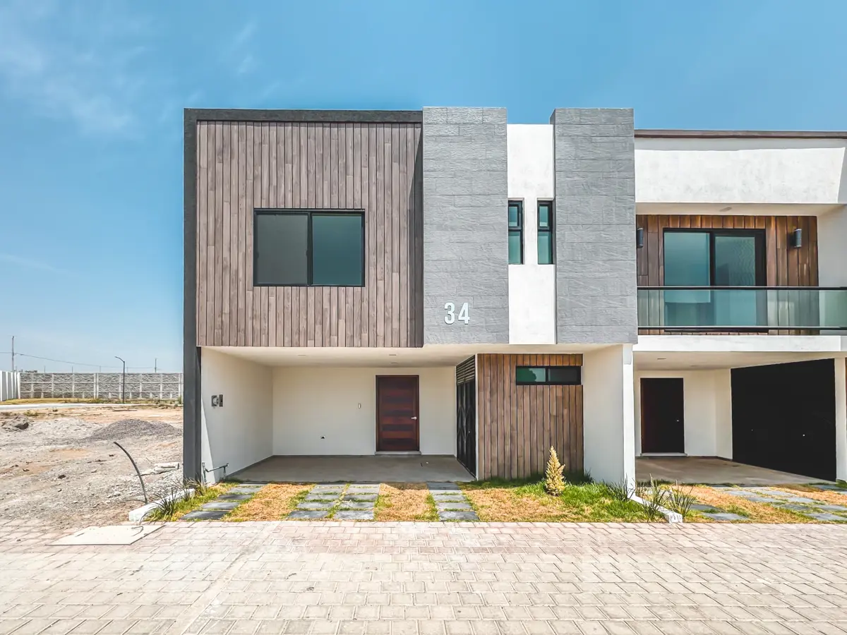 Casa en venta en Santa Barbara Almoloya, San Pedro Cholula — foto 1 de 33