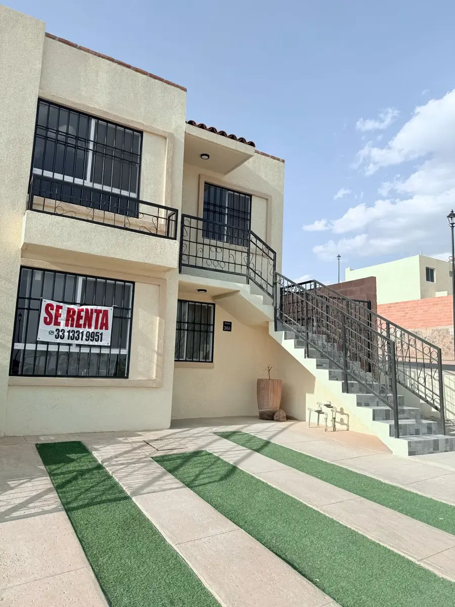 Casa en renta en Vista California, El Salto — foto 1 de 13