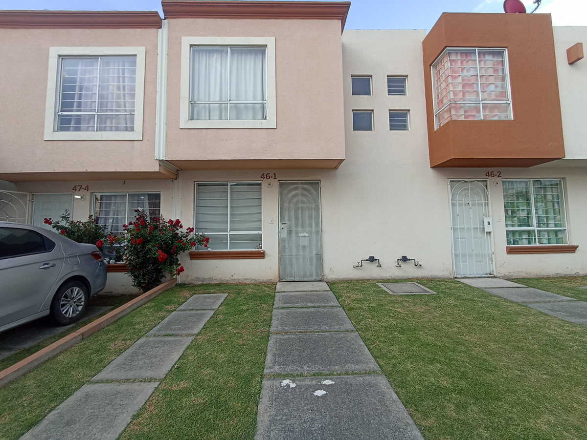 Casa en venta en Los Héroes Chalco, Chalco — foto 1 de 19