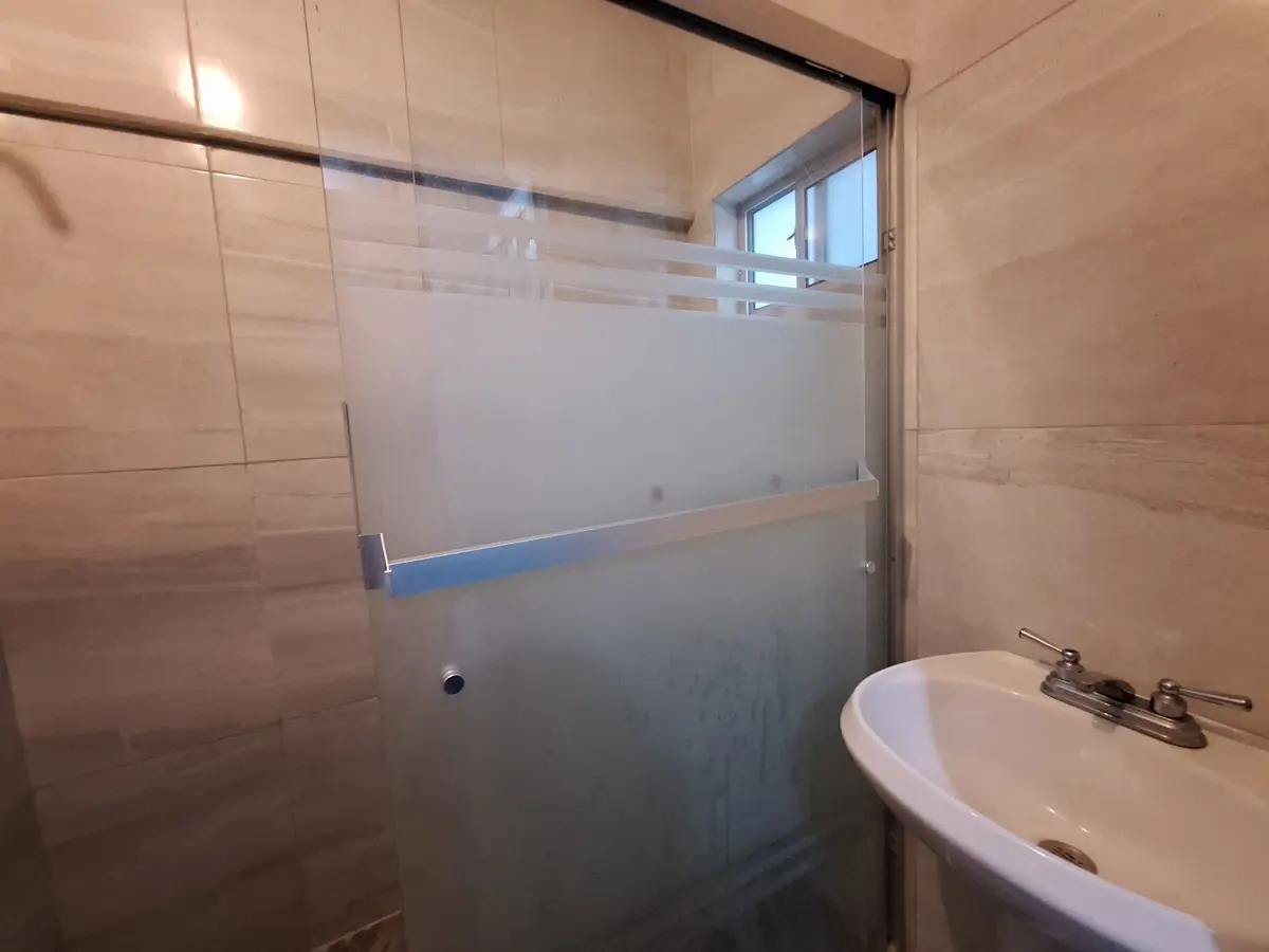 Bodega en venta en San Nicolás de los Garza Centro, San Nicolás de los Garza — foto 1 de 22