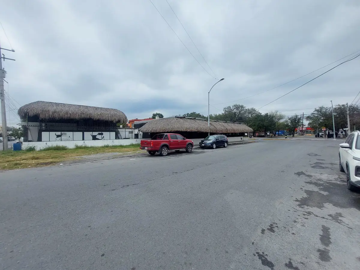 Terreno en venta en Balcones de las Puentes, San Nicolás de los Garza — foto 1 de 12