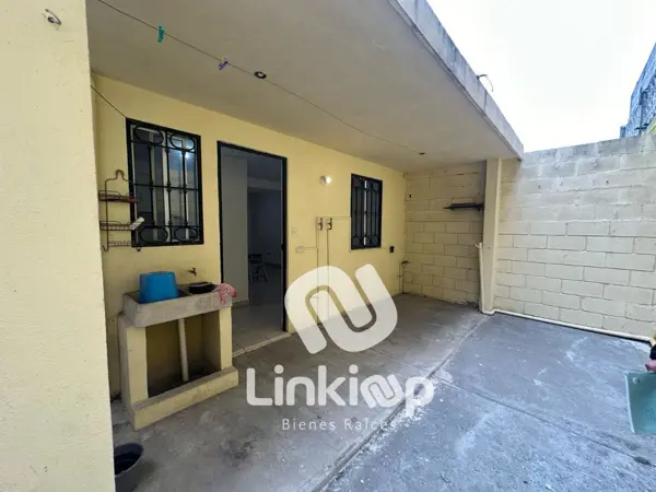 Casa en venta en Misión de la Silla, Guadalupe — foto 2 de 19