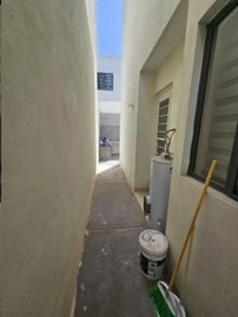 Casa en renta en Montenova, García — foto 1 de 40