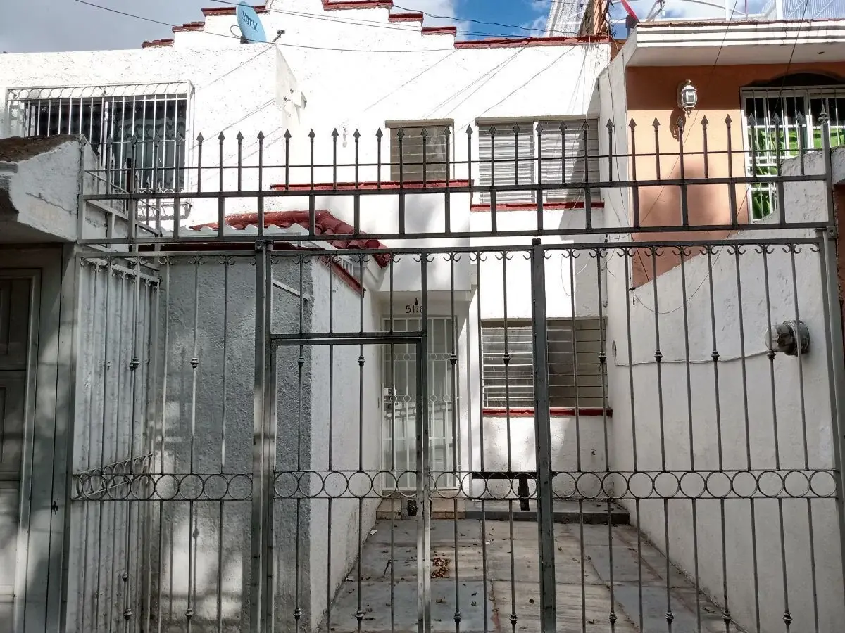 Casa en renta en Santa Catalina, Zapopan — foto 1 de 23